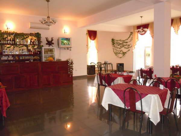 פיזונדה Ostrov Park-Hotel מראה חיצוני תמונה