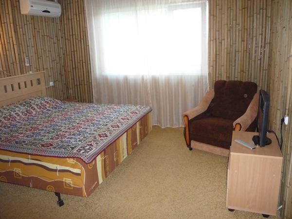 פיזונדה Ostrov Park-Hotel מראה חיצוני תמונה